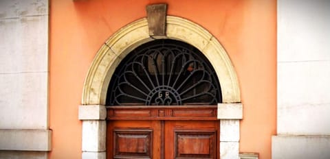 Facade/entrance, Day