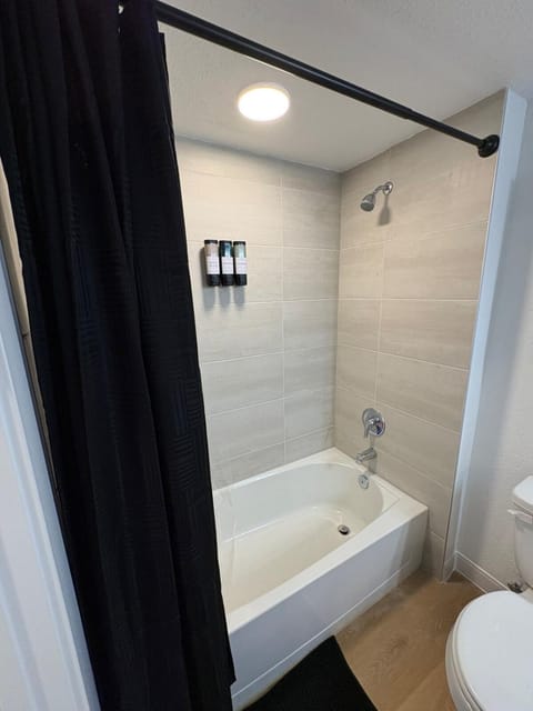 Newly build high rise apartment Apartment in Addicks