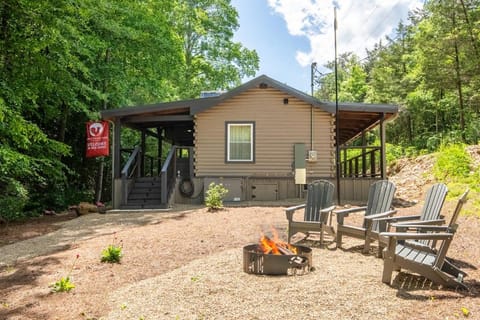 Bear Cub Cabin By Avada Properties Cabin in Sevierville