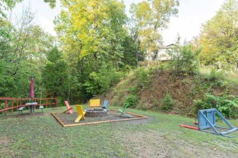 Cozy Hollow Cabin By Avada Properties Cabin in Douglas Lake