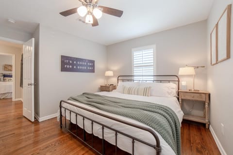 Cottage on Hughes House in Fayetteville