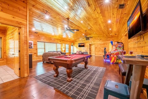 Mayes Landing By Avada Properties House in Pigeon Forge