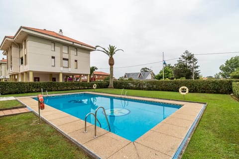 Property building, Swimming pool