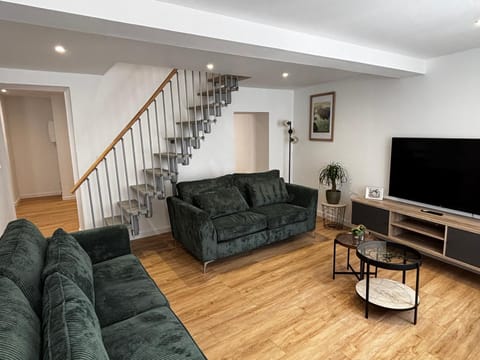 TV and multimedia, Living room