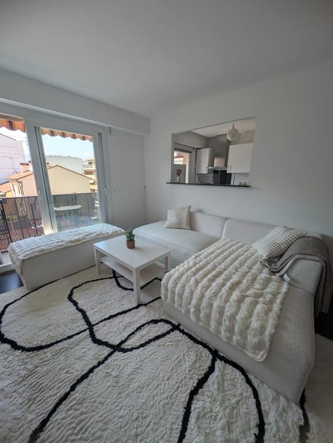 3 pièces proche gare - clim, accès plage à pied Apartment in Cagnes-sur-Mer