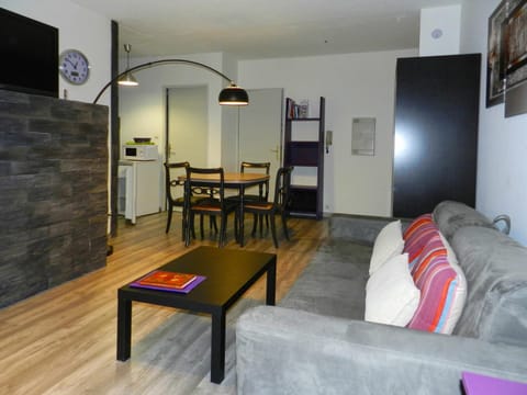 Bed, Living room, Dining area