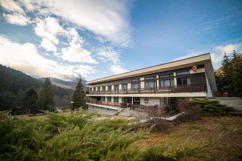 Balcony/Terrace, Mountain view