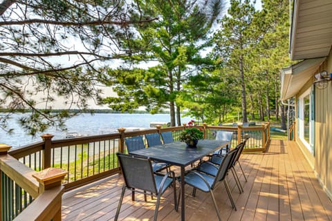 Family Retreat on Cross Lake Boat, Swim and Relax! House in Crosslake