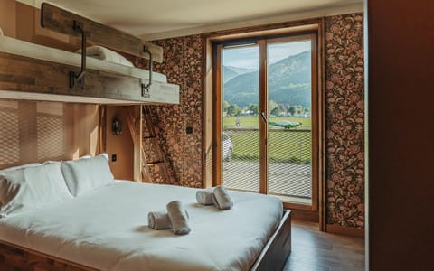 View (from property/room), Bedroom, Mountain view