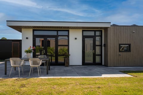Balcony/Terrace, Inner courtyard view