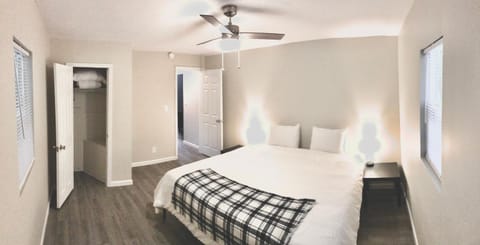 Bungalow near the lake House in Lake Lanier