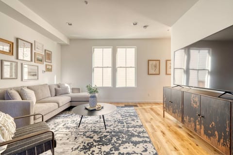 Spacious Townhome Combination for the Whole Family House in Portland