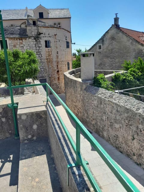 Property building, Landmark view