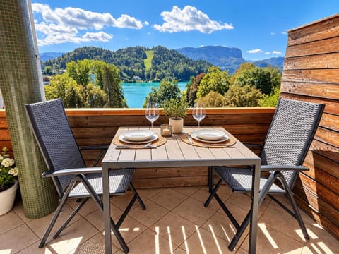 Spring, Natural landscape, Balcony/Terrace, Lake view, Mountain view