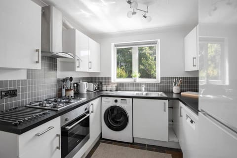 oven, stove, toaster, washing machine