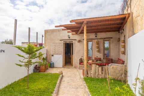 Dining area, Garden view