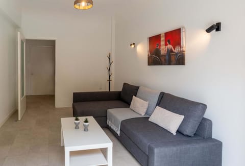 Avanta Living Grande - 2bdr downtown apartment Apartment in Euboea