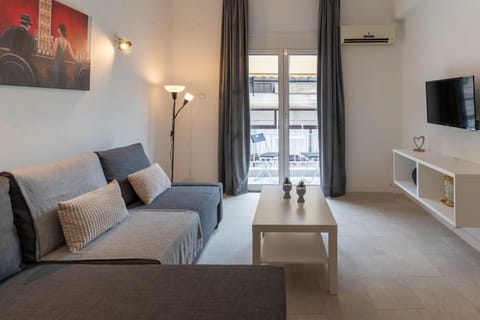 Avanta Living Grande - 2bdr downtown apartment Apartment in Euboea