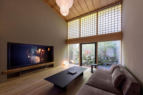 TV and multimedia, Living room
