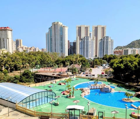Hot Tub, Swimming pool
