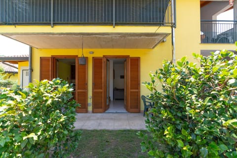 Property building, Garden view