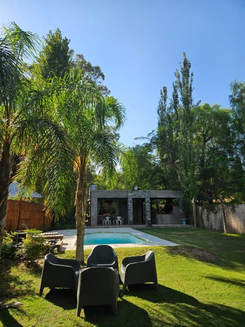 Day, Garden view