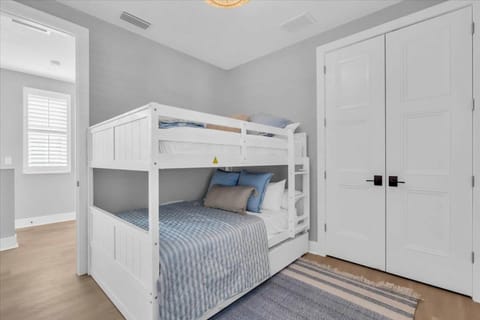 Coastal Luxe Villa Villa in Bradenton Beach