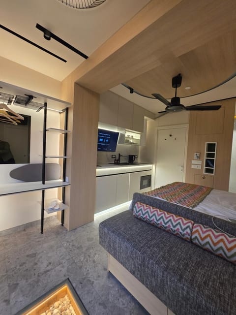 Promenade central studio Apartment in Kotor