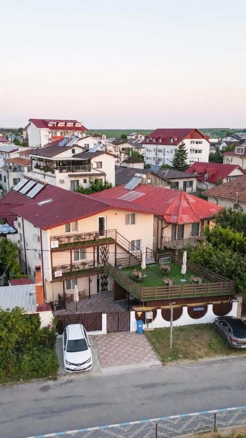 Property building, Natural landscape, Balcony/Terrace, Sea view, internet, air conditioner