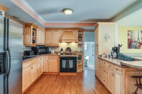 Kitchen or kitchenette, oven, stove, toaster