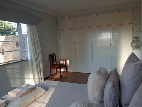 Garden view, wardrobe