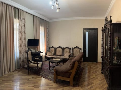 Communal lounge/ TV room, Living room, Seating area