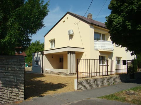 Property building, Street view