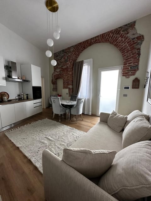 Casa di Zoja 1 Apartment in Arona