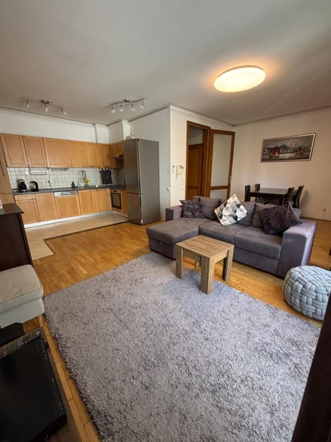 Living room, Seating area, Dining area, Dinner, kitchen