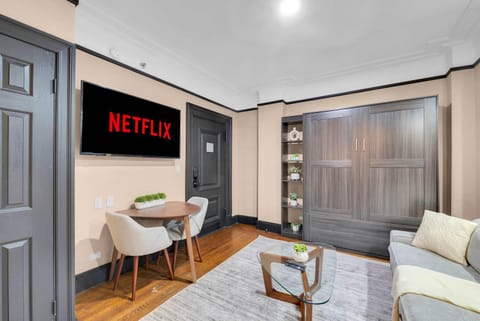 TV and multimedia, Living room, Photo of the whole room