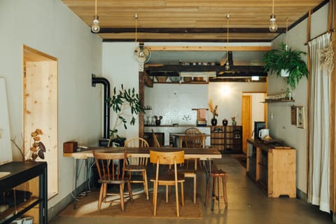 Lounge or bar, Communal kitchen