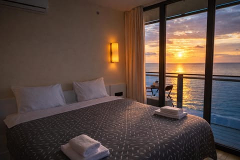 Bed, View (from property/room), Bedroom, Sea view, Sunset