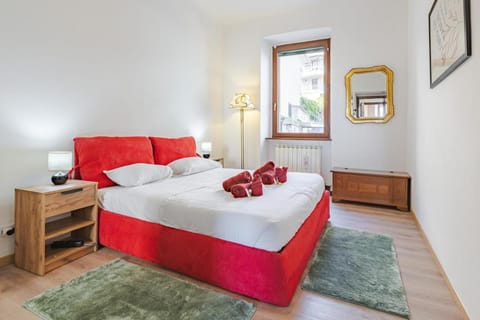 Sea View Barcolana Suite Fiber Wifi Netflix Apartment in Trieste