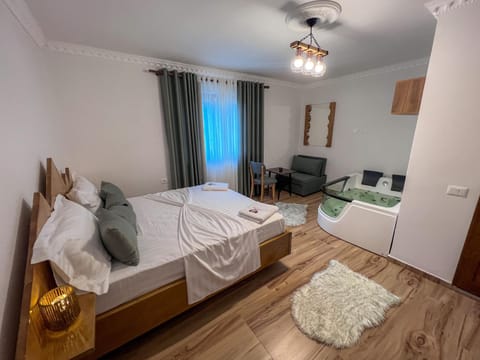 Bed, Photo of the whole room, Seating area, Bedroom, towels