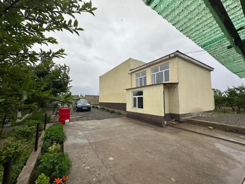 Property building, Street view