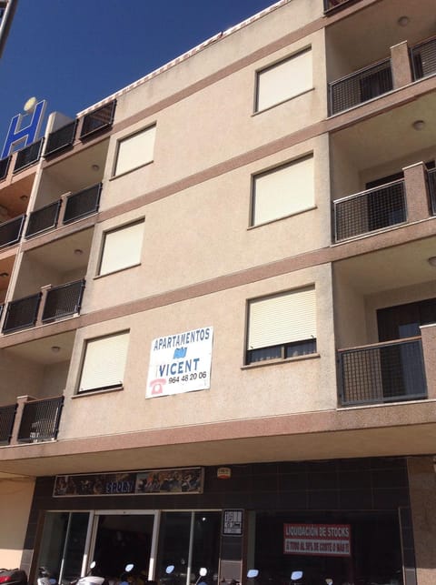 Facade/entrance, Property logo or sign, Cycling, Sports