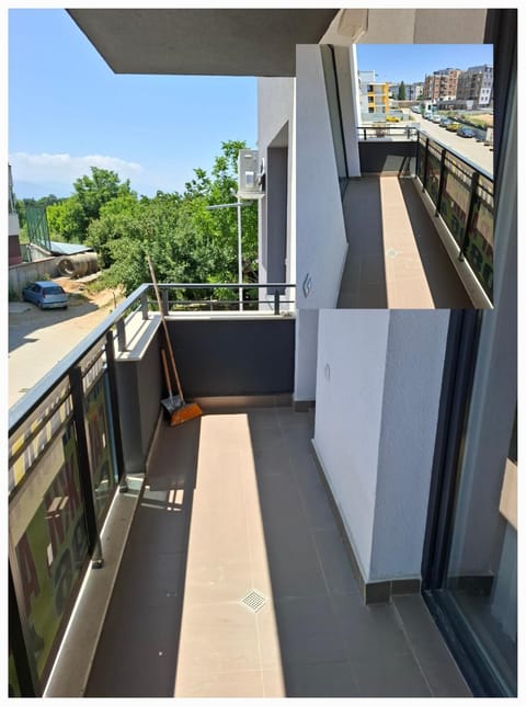 View (from property/room), Balcony/Terrace