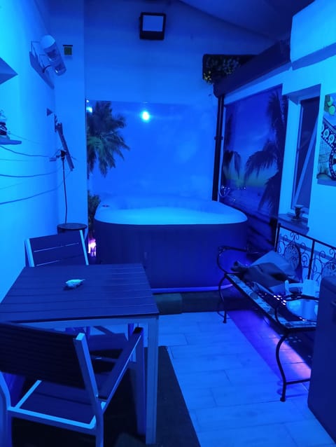 Hot Tub
