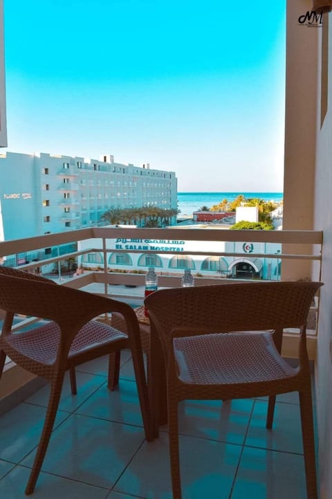 Patio, Day, Natural landscape, View (from property/room), Balcony/Terrace, Living room, Seating area, Sea view, Internal: Not applicable to any particular room