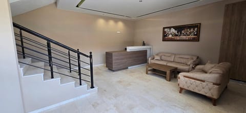 Lobby or reception, Seating area