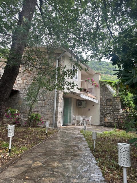 Property building, Garden, Garden view