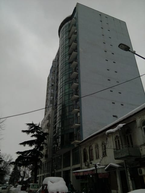 Facade/entrance, Off site