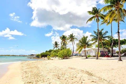 Nearby landmark, Day, Natural landscape, Beach, Sea view