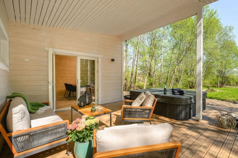 BredvikBastu&Inn Chalet in Helsinki